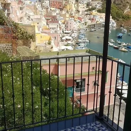 Casa Vittorio A Levante Apartment