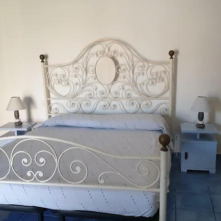 Casa Vittorio A Levante * Procida